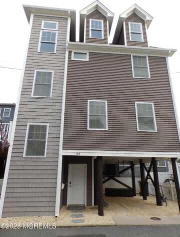 159 W Bay Way, Lavallette, NJ 08735