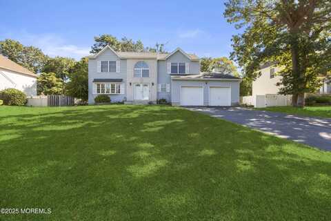 6 Coral Drive, Howell, NJ 07731