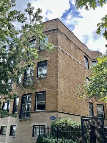 1219 W Greenleaf Avenue, Chicago, IL 60626