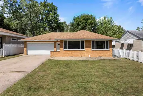 1014 Francis Drive, Champaign, IL 61821