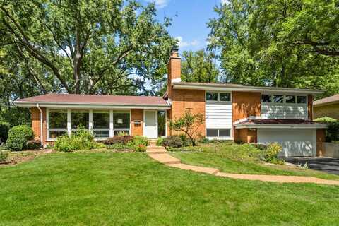 767 Ivy Lane, Glencoe, IL 60022