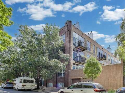 2201 W Wabansia Avenue, Chicago, IL 60647