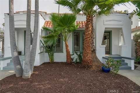 908 Victoria Avenue, Venice, CA 90291