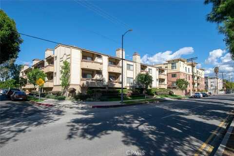 12355 Chandler Boulevard, Valley Village, CA 91607
