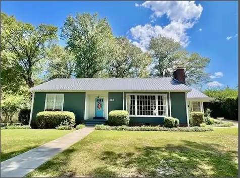 202 Bates Street, Batesville, MS 38606