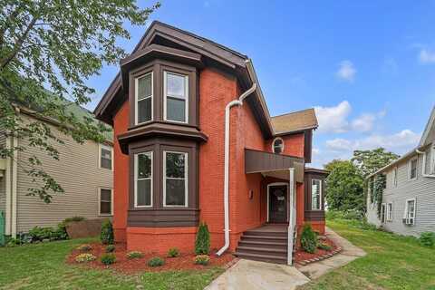 2030 W Pierce STREET, Milwaukee, WI 53204
