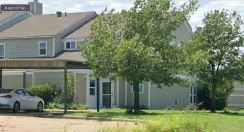 6917 SW Hampshire Cir, Lawton, OK 73505