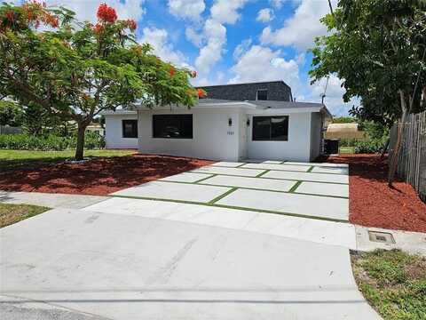 1561 SW 23rd Ave, Fort Lauderdale, FL 33312