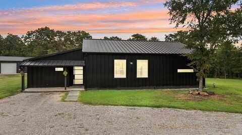 14423 Eisenhower Road, Mounds, OK 74047