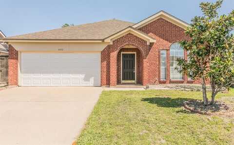 4333 Park Creek Circle N, Fort Worth, TX 76137