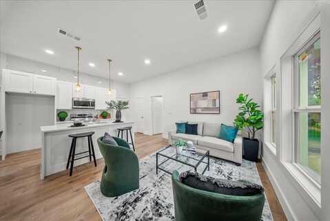 2026 Skylark Drive, Dallas, TX 75216