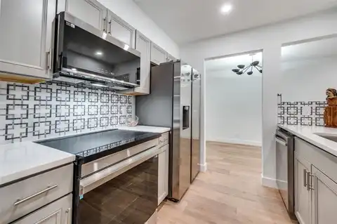 4851 Cedar Springs Road, Dallas, TX 75219