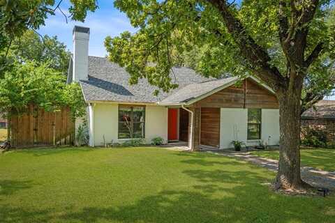 10830 Hayfield Drive, Dallas, TX 75238