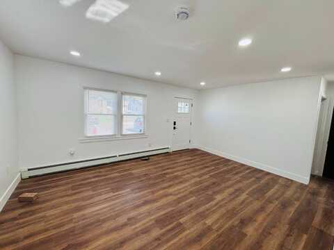 Singworth st, Oyster Bay, NY 11771