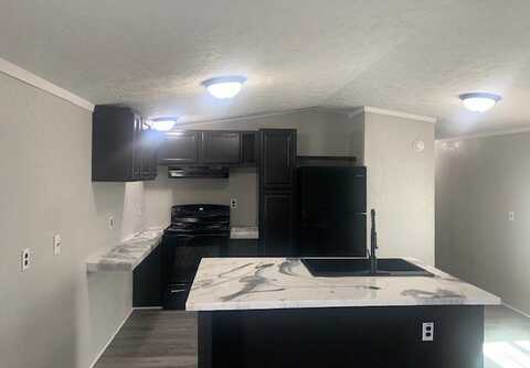 2101 SW 38th Street, Lawton, OK 73505