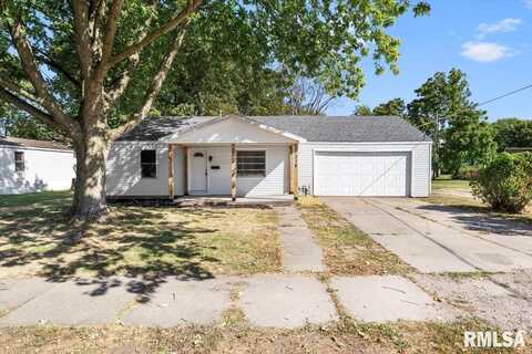 316 W CENTER Street, Girard, IL 62640