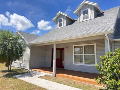 440 SW North Quick Cir, Port Saint Lucie, FL 34953