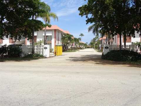 3550 NW 8th Ave, Pompano Beach, FL 33064