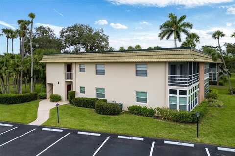 8 Vista Gardens Trail unit: 201, Vero Beach, FL 32962