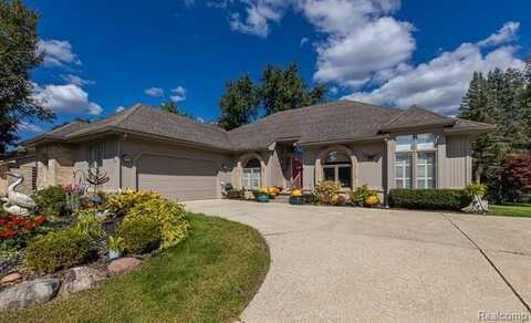 2596 Cedar Key Drive, Lake Orion, MI 48360