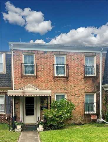 5202 Forestdale Drive, Portsmouth, VA 23703