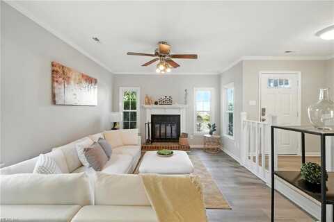 4540 Marlwood Way, Virginia Beach, VA 23462