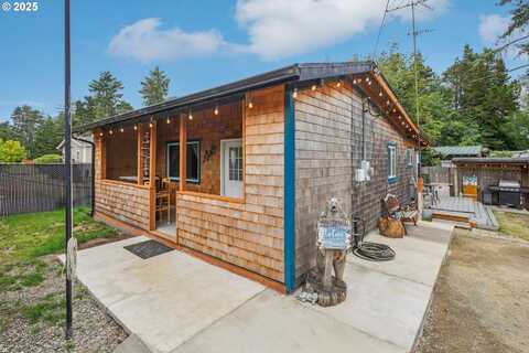 22604 S PL, Ocean Park, WA 98640