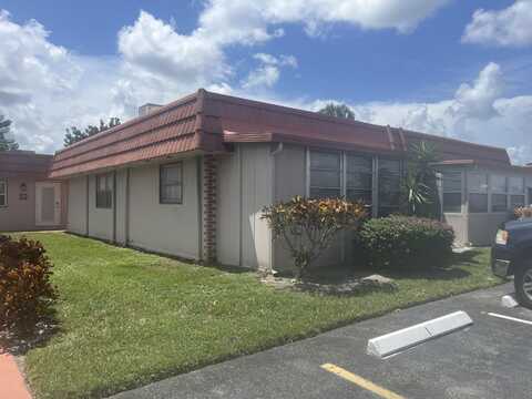 123 Seville E, Delray Beach, FL 33446
