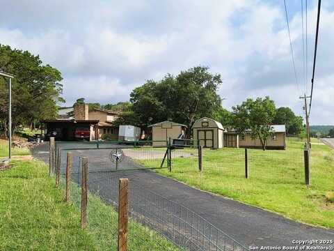 1406 Harper, Kerrville, TX 78028