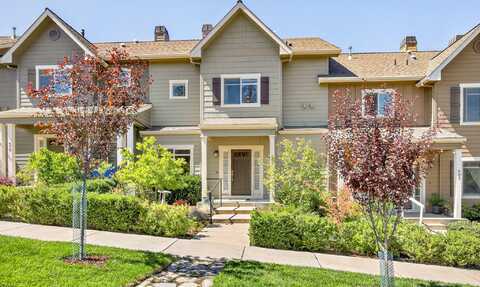 985 Camelot Drive, Ashland, OR 97520
