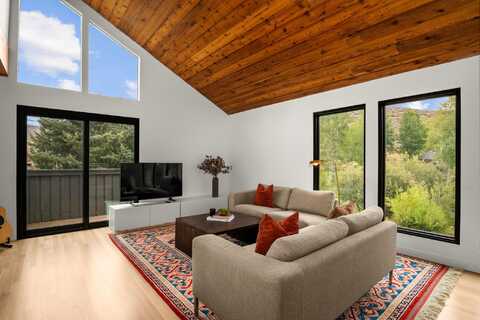 4 Mock Orange, Sun Valley, ID 83353