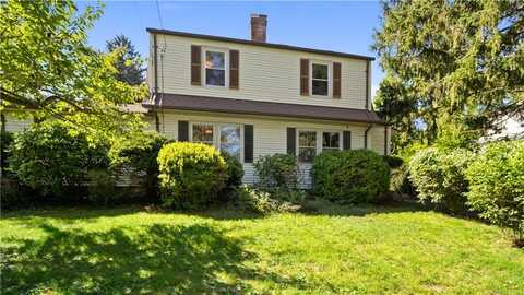 257 Oaklawn Avenue, Cranston, RI 02920