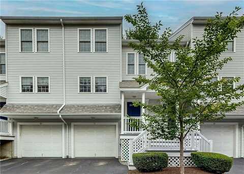 881 Greenwich Avenue, Warwick, RI 02886