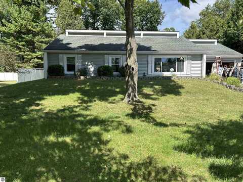150 Roberta Drive, Tawas City, MI 48763