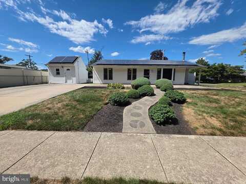 1 MISTLETOE LANE, LEVITTOWN, PA 19054