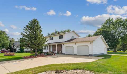 414 3Rd St Street, Jesup, IA 50648