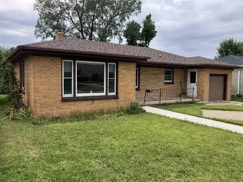 239 S Linn Avenue, New Hampton, IA 50659