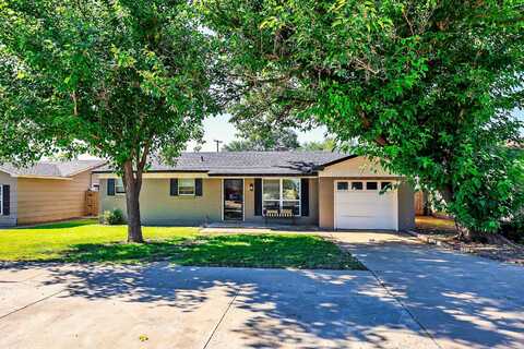 504 10TH Avenue, Canyon, TX 79015