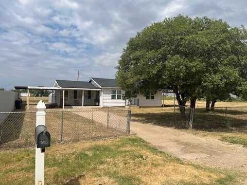 3811 Lakeview Road, Hereford, TX 79045