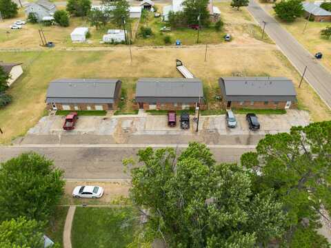 608 & 610 Collinson Street, Clarendon, TX 79226