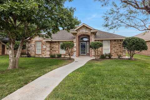 7901 FRESNO Drive, Amarillo, TX 79118