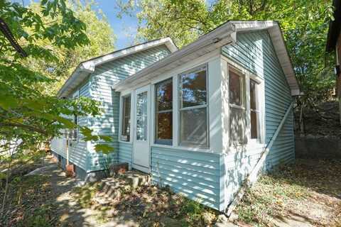 31 First St, Athens, OH 45701
