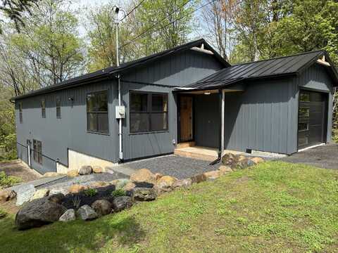 26 Grandview Avenue Avenue, Lake Placid, NY 12946