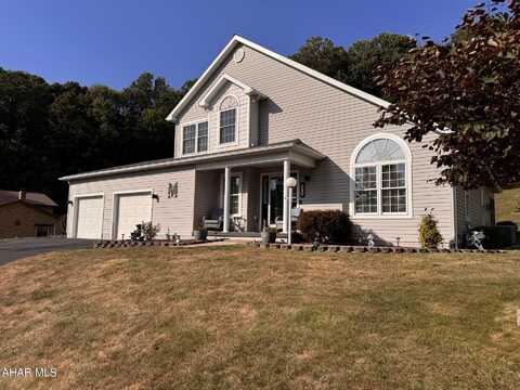 711 Beech Street, Northern Cambria, PA 15714
