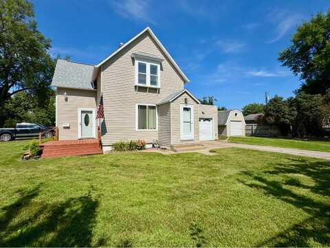 925 S Penn Street, Aberdeen, SD 57401