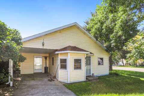 902 S Cochrane Street, Aberdeen, SD 57401
