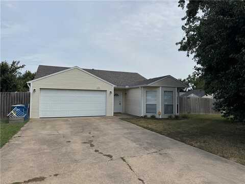 3105 NE 12th ST, Bentonville, AR 72712