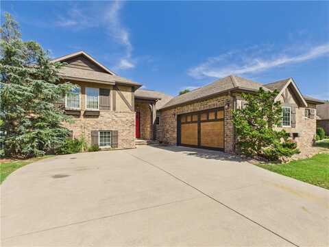 304 N Bonda WY, Nixa, MO 65714