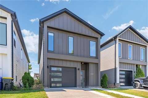 608 Maple ST, Rogers, AR 72756