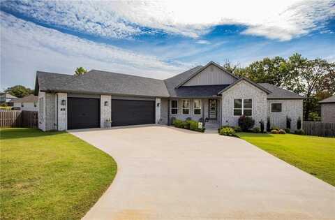 705 Oriole DR, Elm Springs, AR 72762
